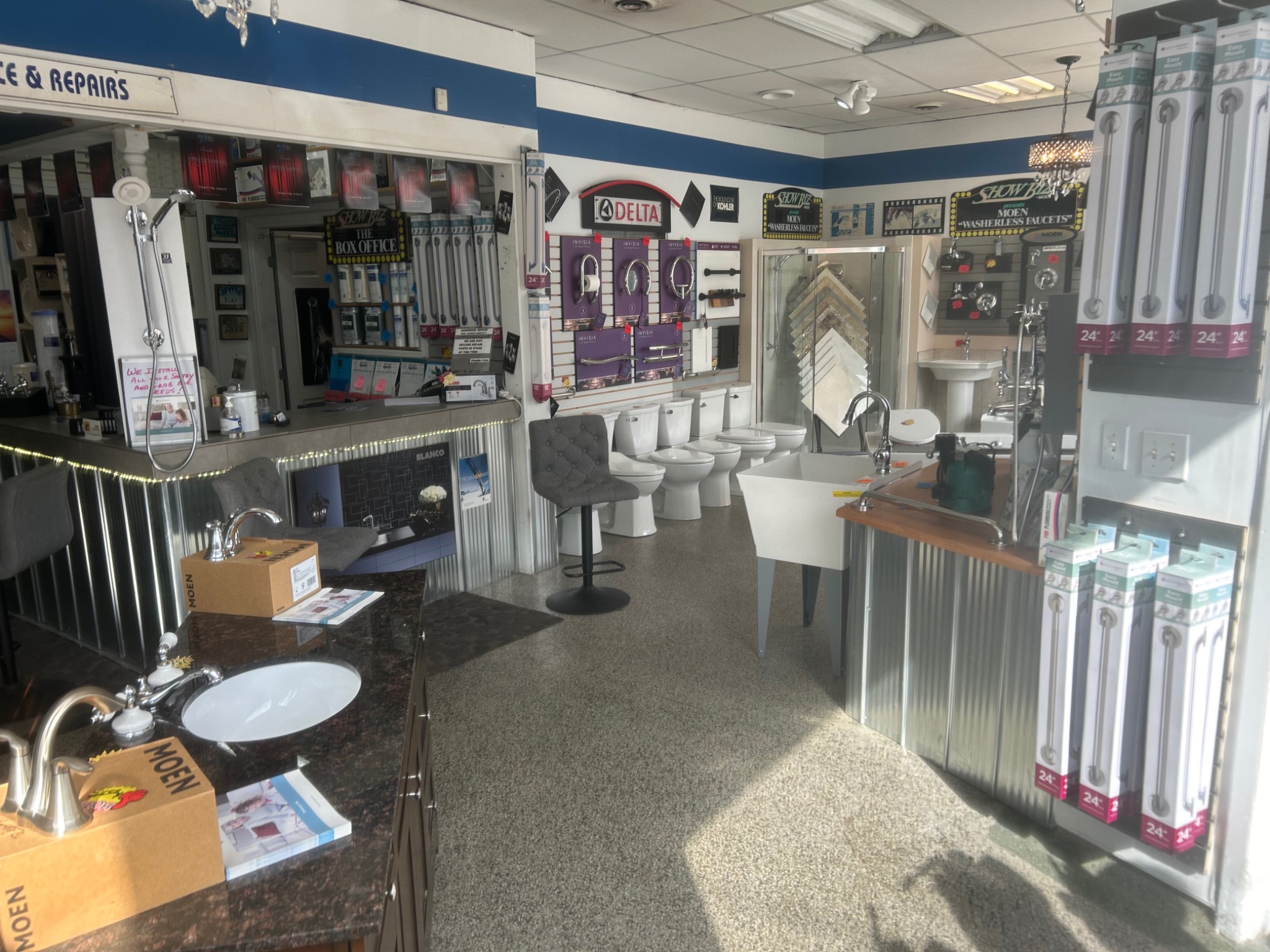 Dy's Plumbing showroom and counter area